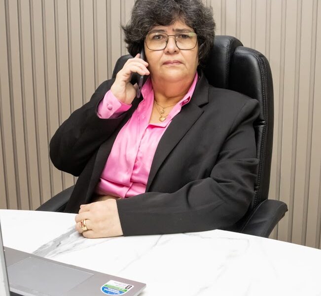 Dra Luciana Gomes