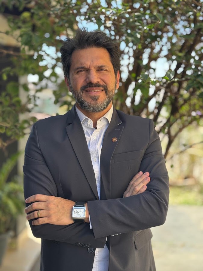 Emmanuel Advogado